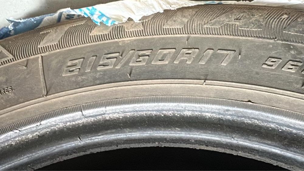 215/60/17 продам шины