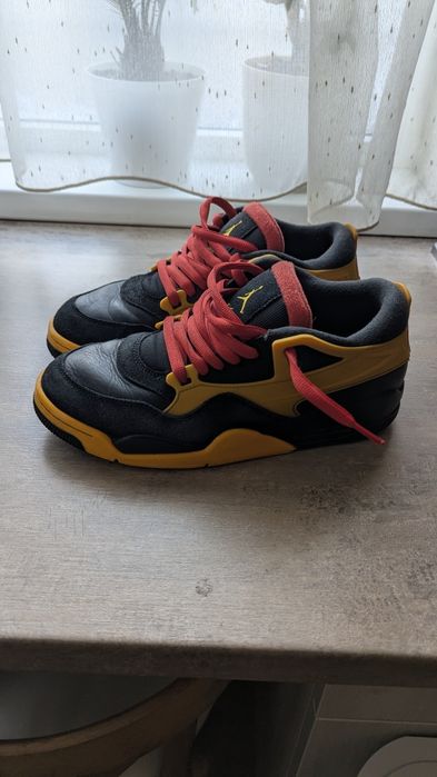 Vând/schimb Sneakers