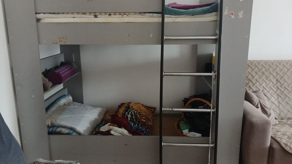 Детская кровать два яруса