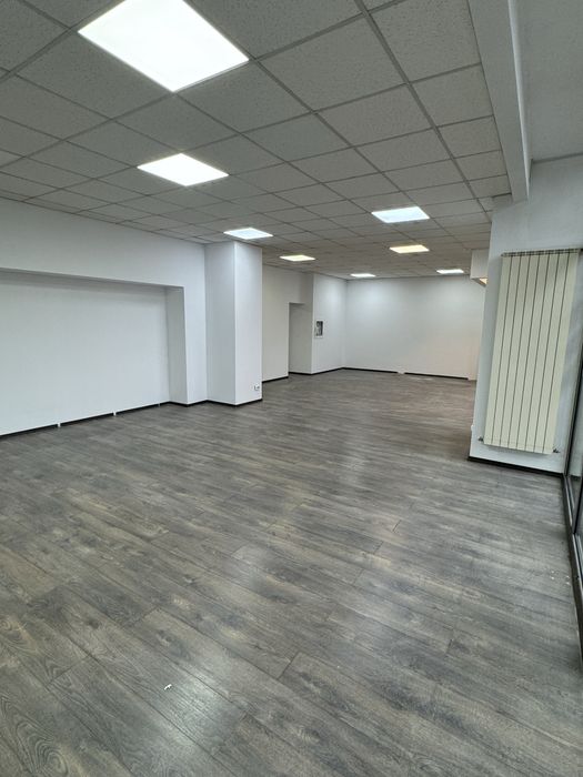 Închiriez spațiu comercial, Brazdă/Gară/Păltiniș; 122 mp