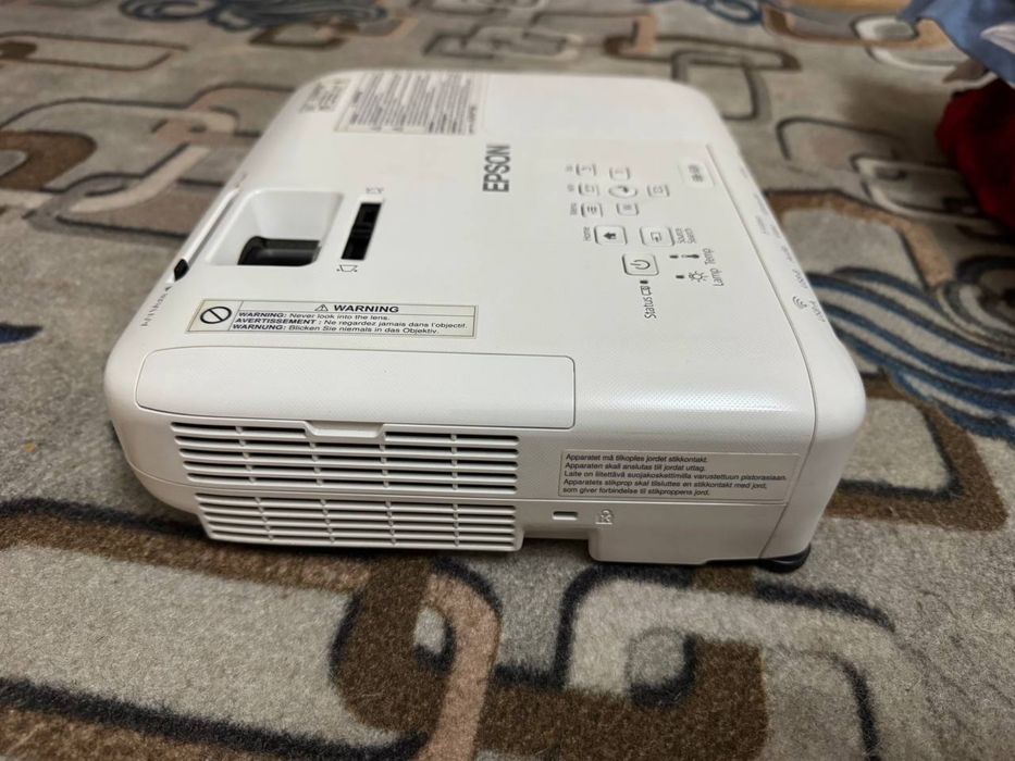 Proyektor Epson H719B