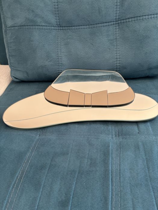 3D Огледало за стена - шапка