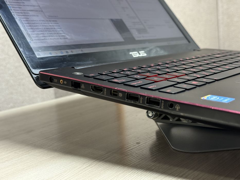 Игровой ноутбук Asus