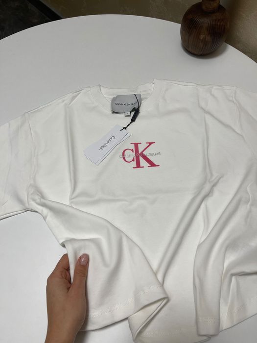 Тениска Calvin klein , Guess