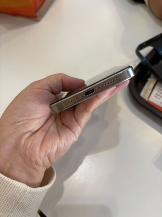 iPhone 15 pro max 512GB