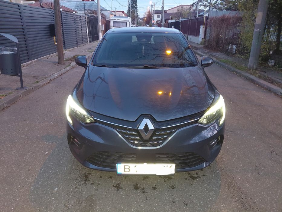 Renault Clio E-TECH hybrid, an 2021,Full Option.
