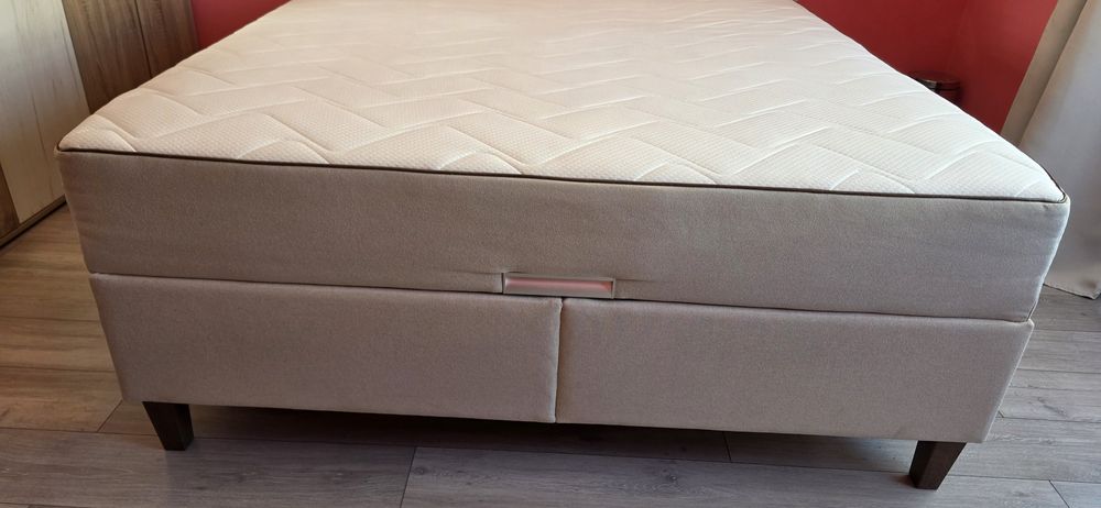 Тапцирана повдигната спалня 160х200 /боксспринг/ с ракла