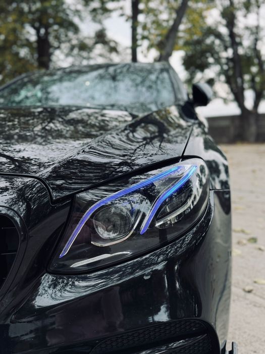 Mercedes E220d AMG 9g-Tronic