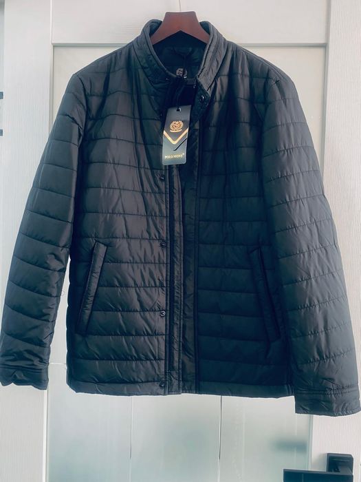 Продам черный костюм