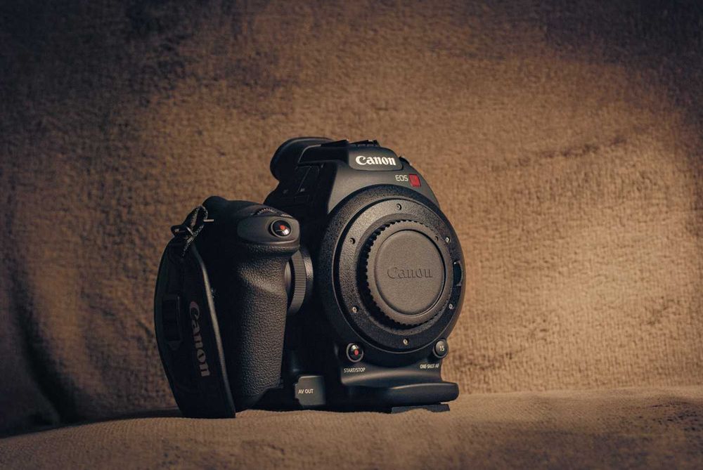 Canon C100 / Camera de filmat / Mirrorless