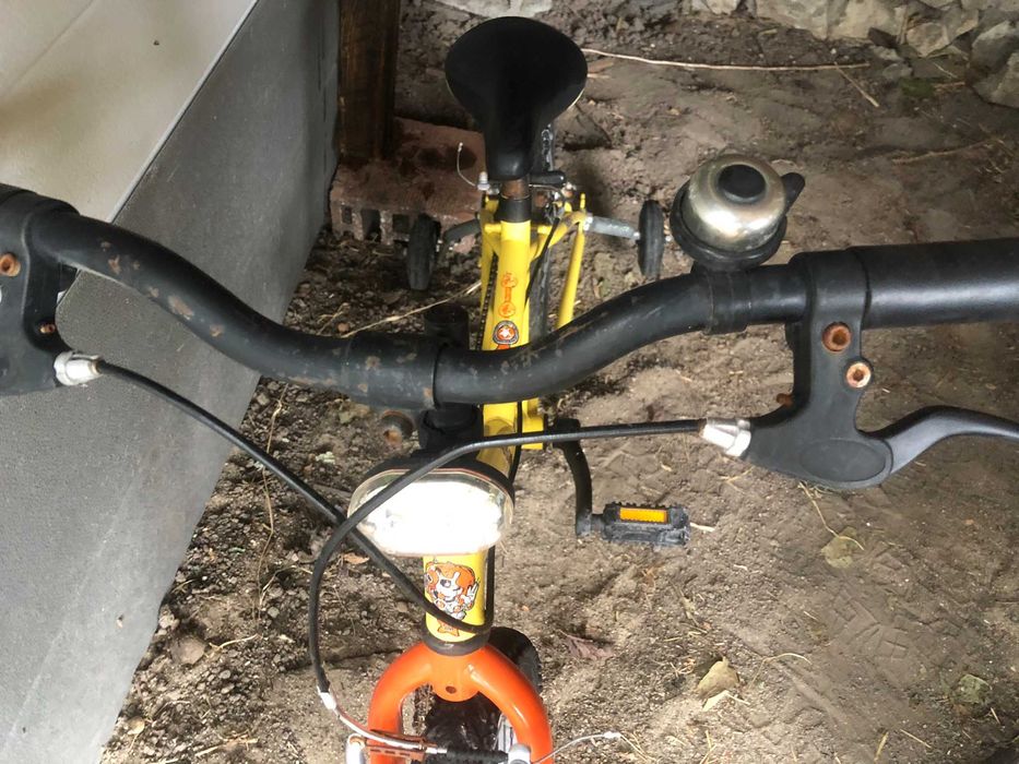 продавам детско колело подходяюо за деца над 5год