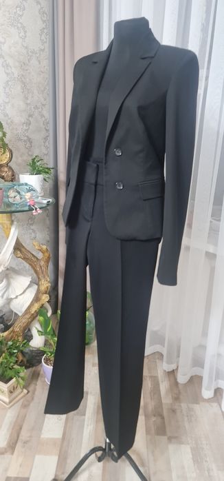 Деловой костюм двойка.