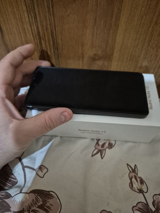 ПРОДАМ Редми ноут 13