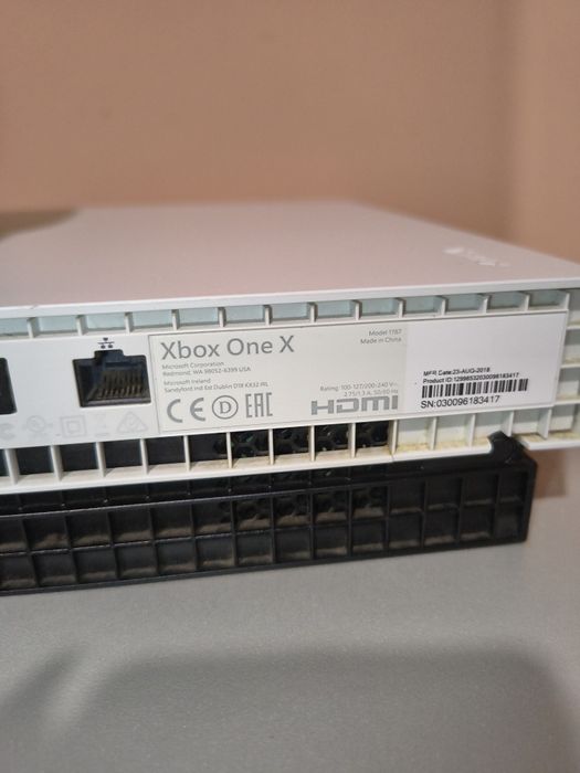 Xbox one x 1tb memorie