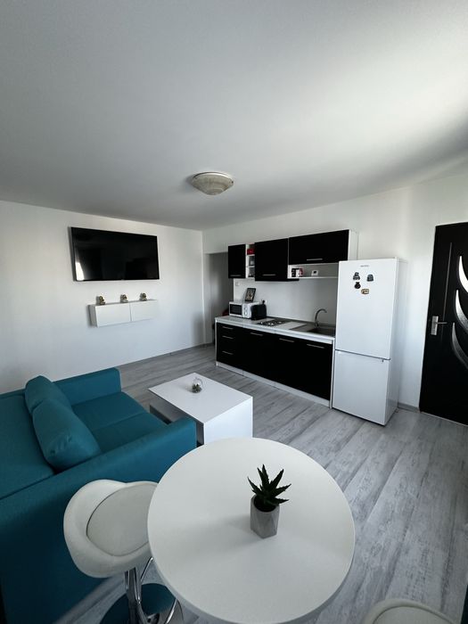 Apartament 2 camere, transformat in 3 camere, Zona  Inel 2 - Aleea Solidaritatii