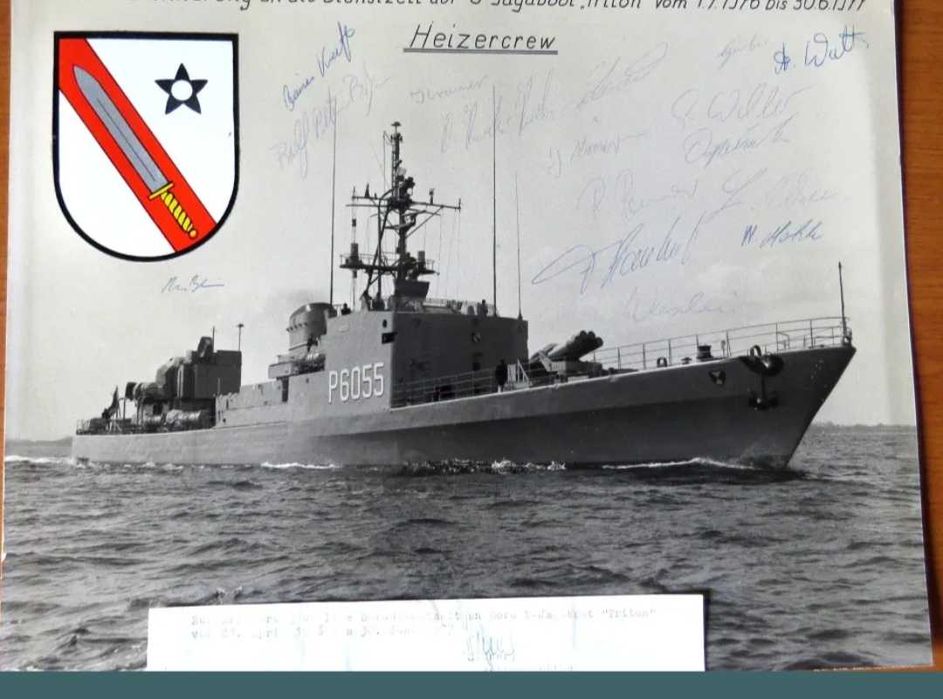 Tablou cu poza autentica a navei Triton, aurografe