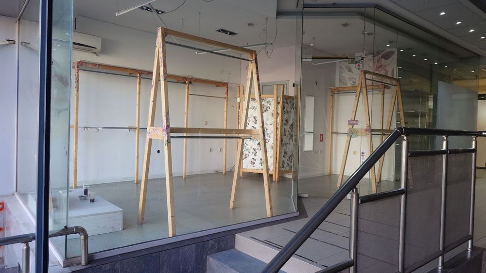 Дава се под наем Магазин в София, Център - 27 кв.м за 847.62 € - Снимка #2