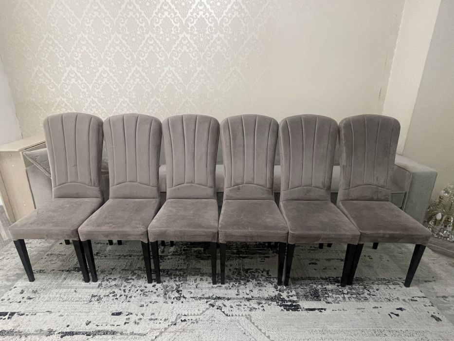 Набор Коричневых Стульев