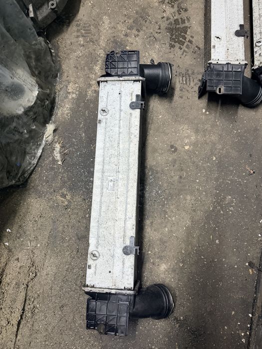 Radiator intercooler bmw e90 e92 e91 e93 330d