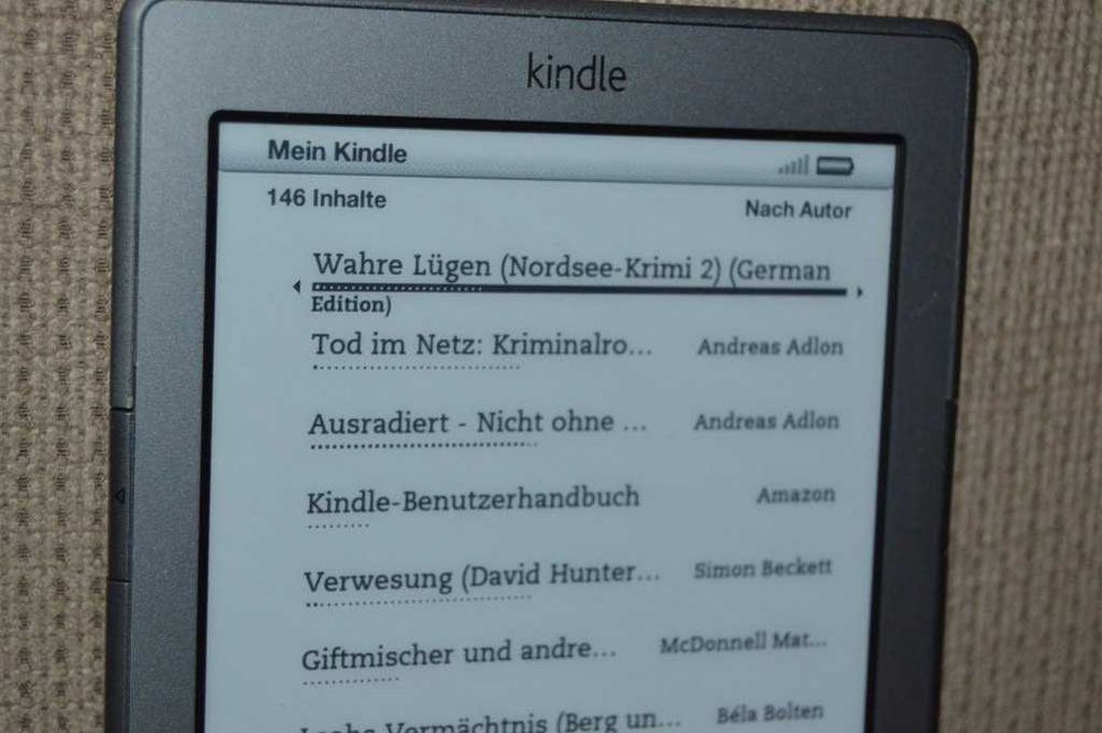 E-reader Amazon Kindle 4 (Silver / Grafit, Display 6" E-Ink, Wi-Fi, Micro-USB)
