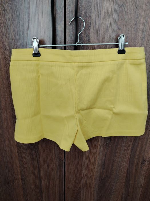 Платья продам срочно