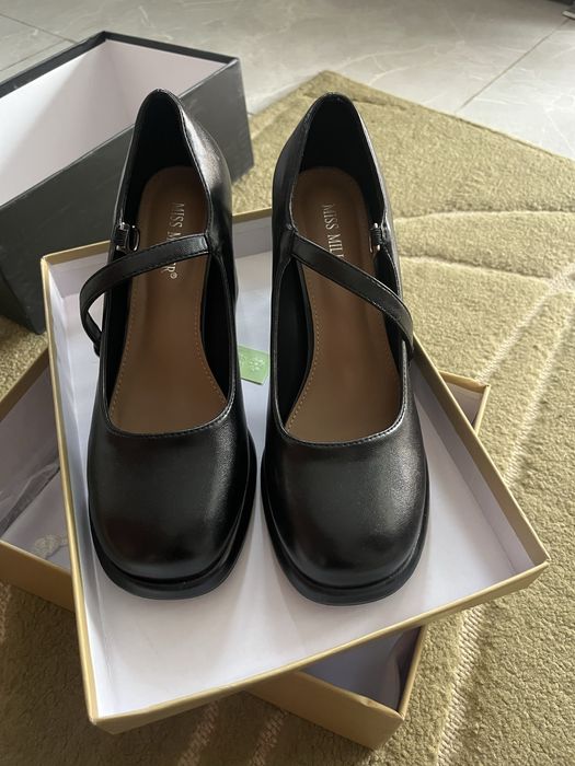 Каблук туфли 39 размера