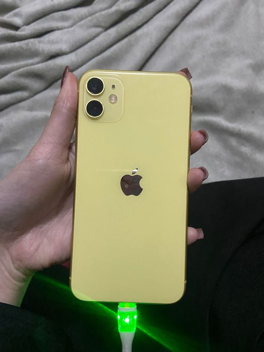 iphone 11 продаю