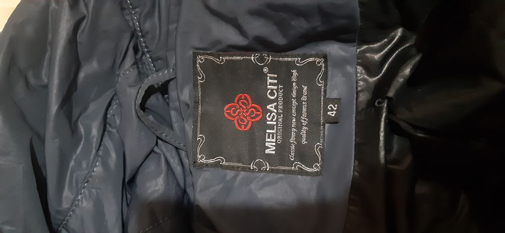 Тёплая куртка 42 размер