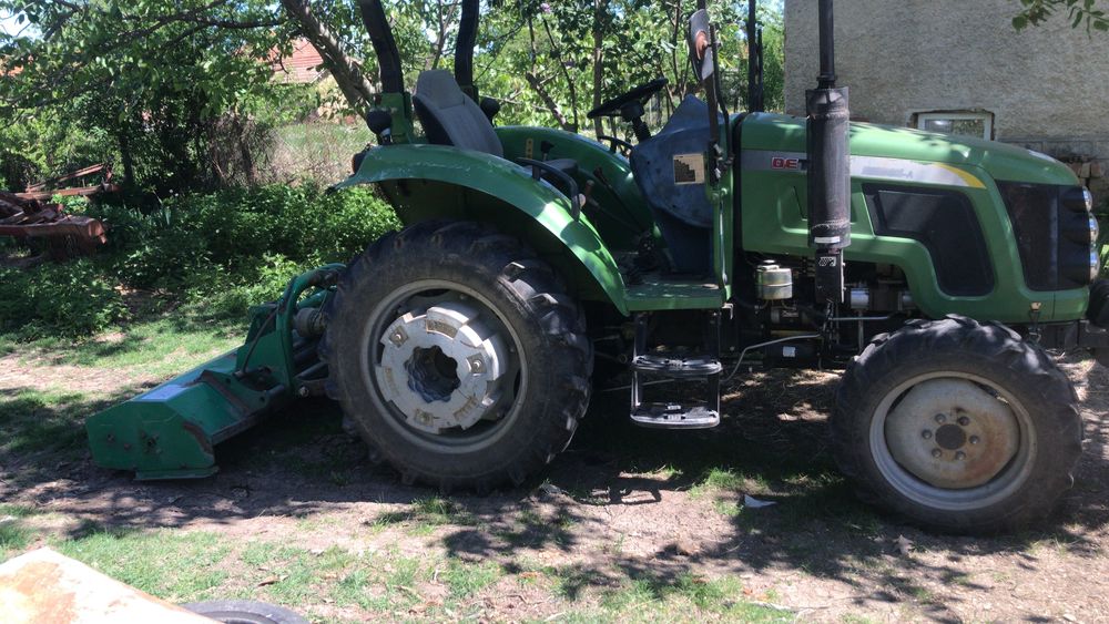 Услуги с Булдозер,Комбиниран багер и Мулчер.