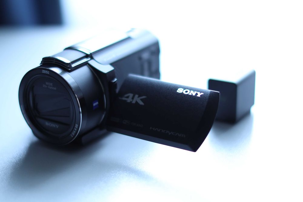 4К камера Sony FDR-AX43A