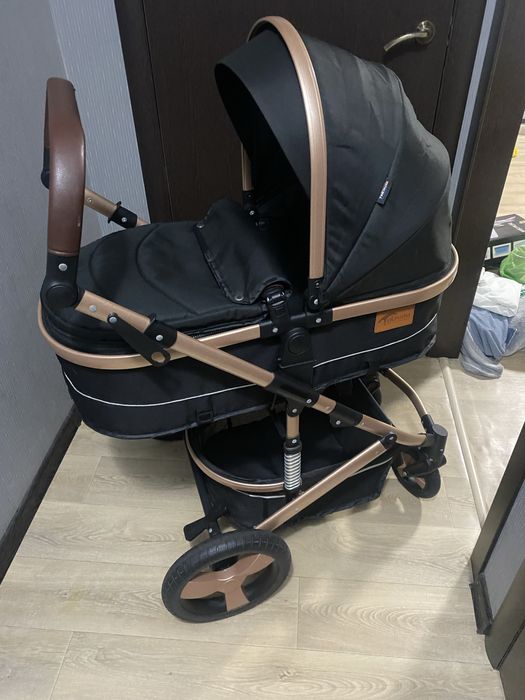 Прадается коляска