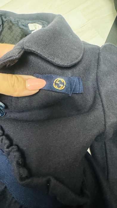 Продам детское пальто Gucci