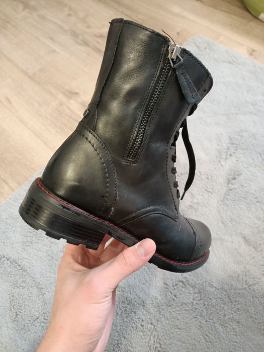 vând ghete de iarnă pentru femei