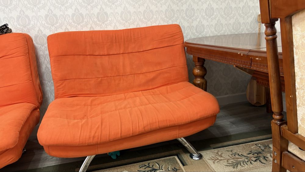 Диван с креслами