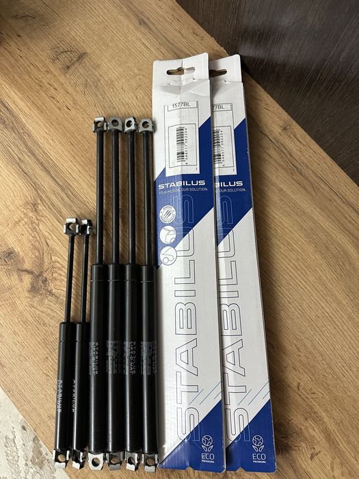 Амортизаторы - газовые упоры капота BMW E34