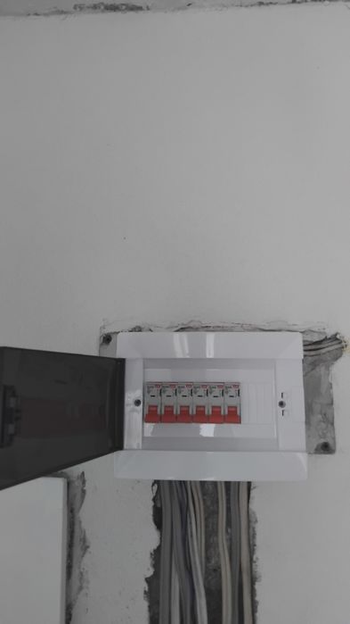 Продава апартамент в гр.Бобов дол