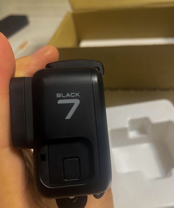 Продаю экшн камеру