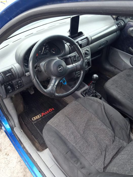 Opel Corsa, 1995 года