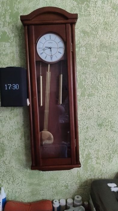 Продам часы настенные(кварцевые)