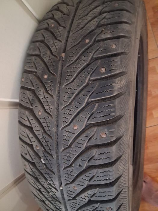 Зимние шины 195/65R15
