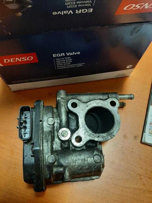vind piese toyota hilux