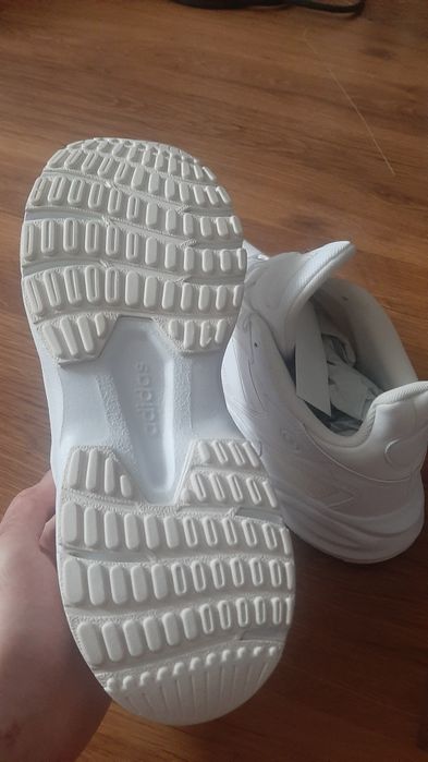 Кроссовки Адидас