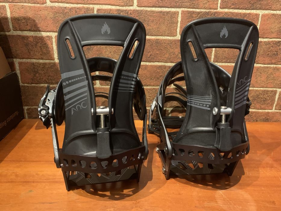 Legaturi splitboard noi Spark Arc ST L