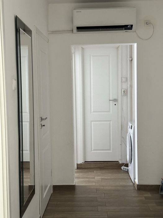 Proprietar inchiriez apartament spatios pe termen lung