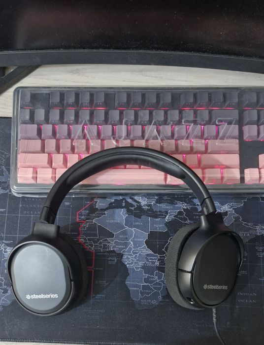 Наушники SteelSeries Arctis 1