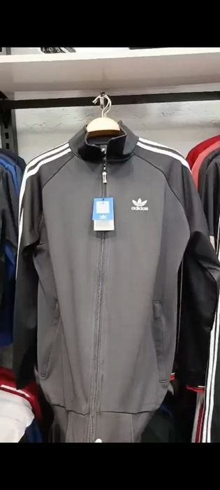 Новый Мужской Спортивный Костюм Adidas