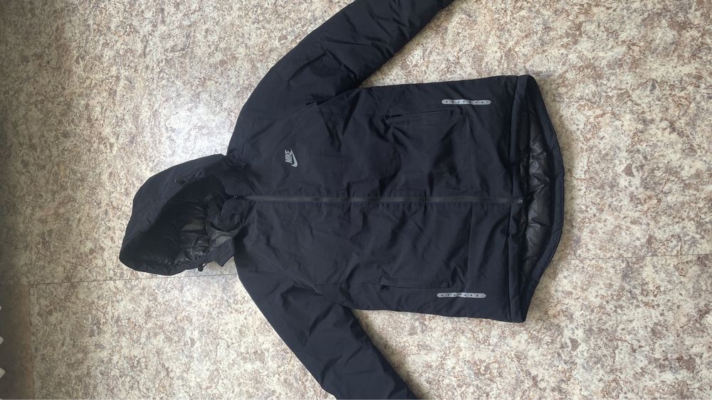 Зимняя куртка