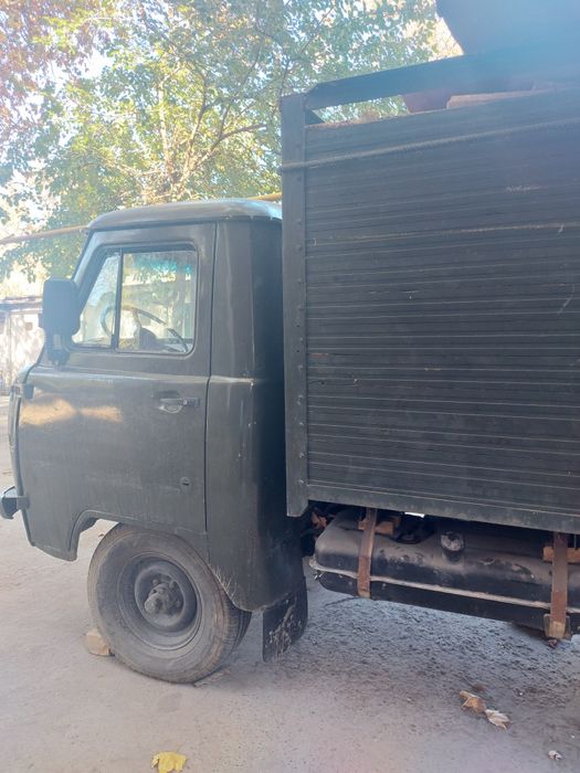 Увазек 452 D сотилади узимники