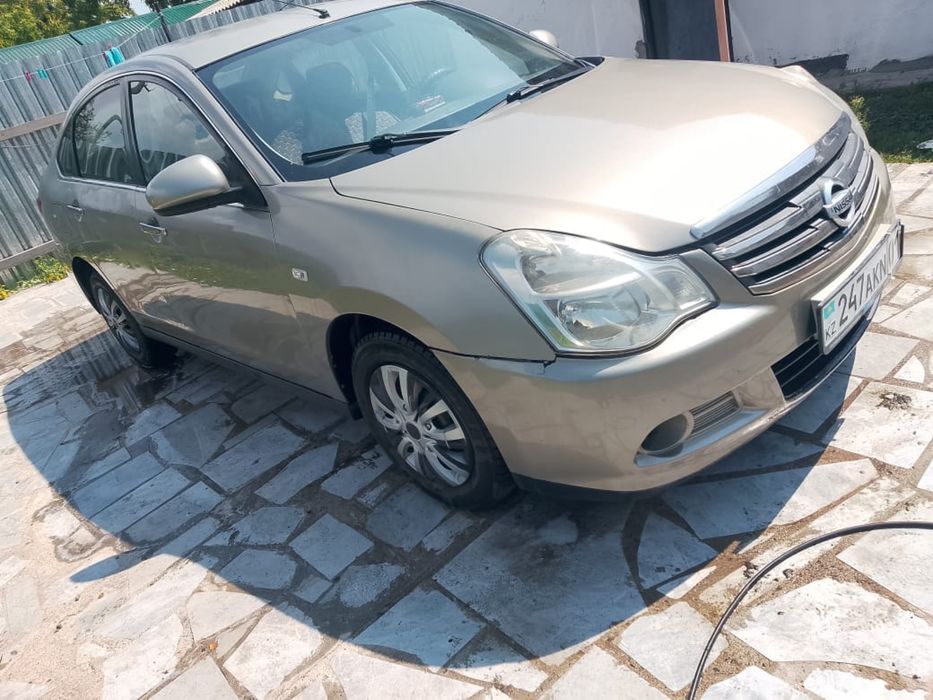 Nissan Almera 2014