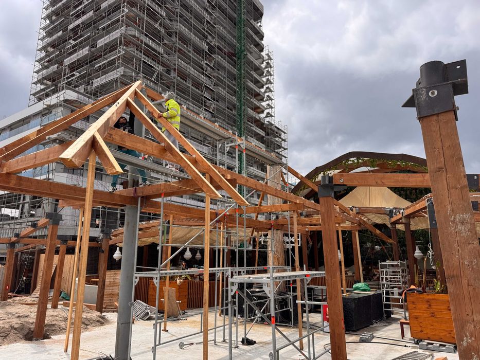 ACOPERIS STUF rustic sau exotic - beach bar, foisor, pensiuni, casa